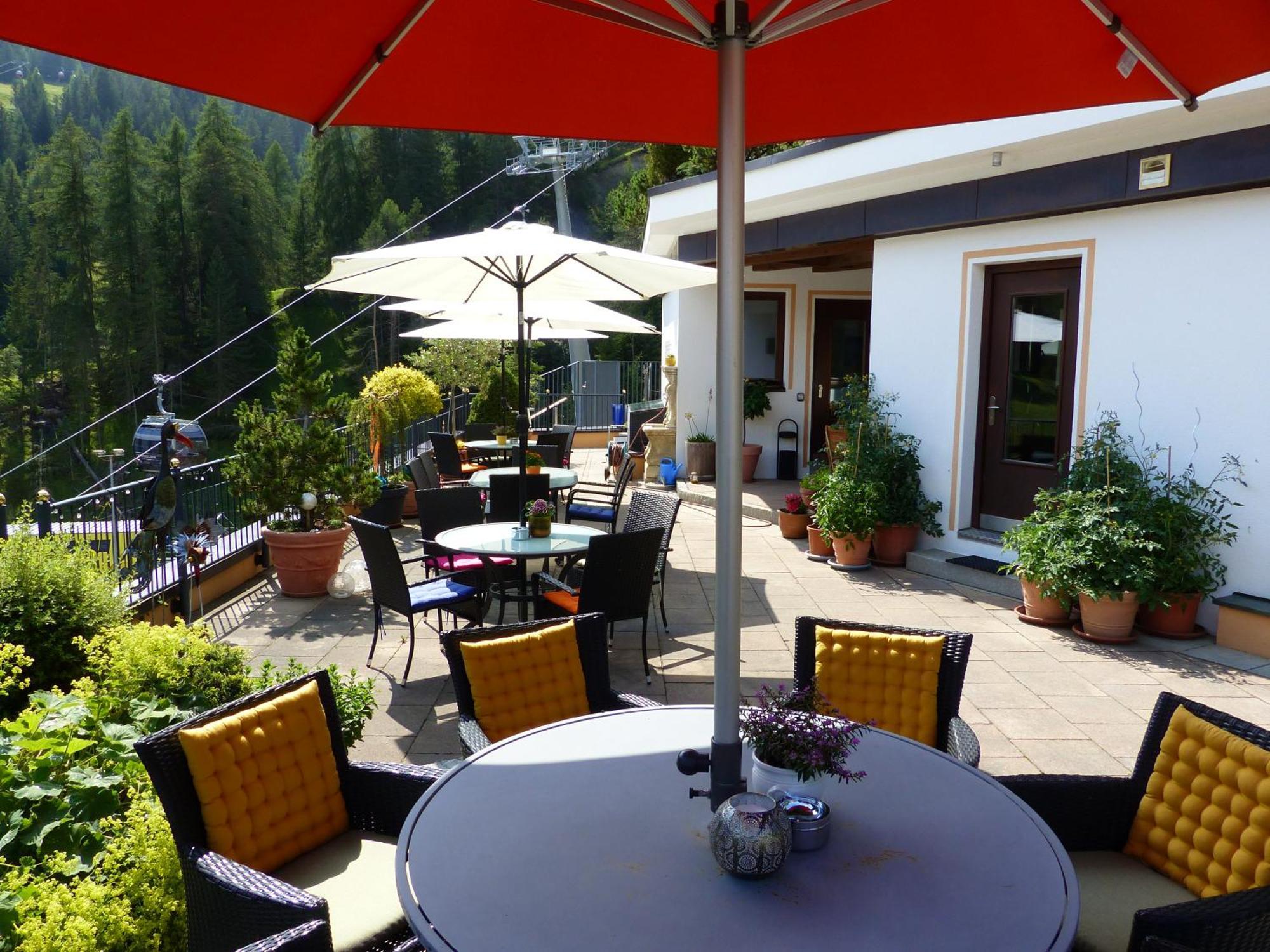 Hotel Garni Zerzer Serfaus Dış mekan fotoğraf