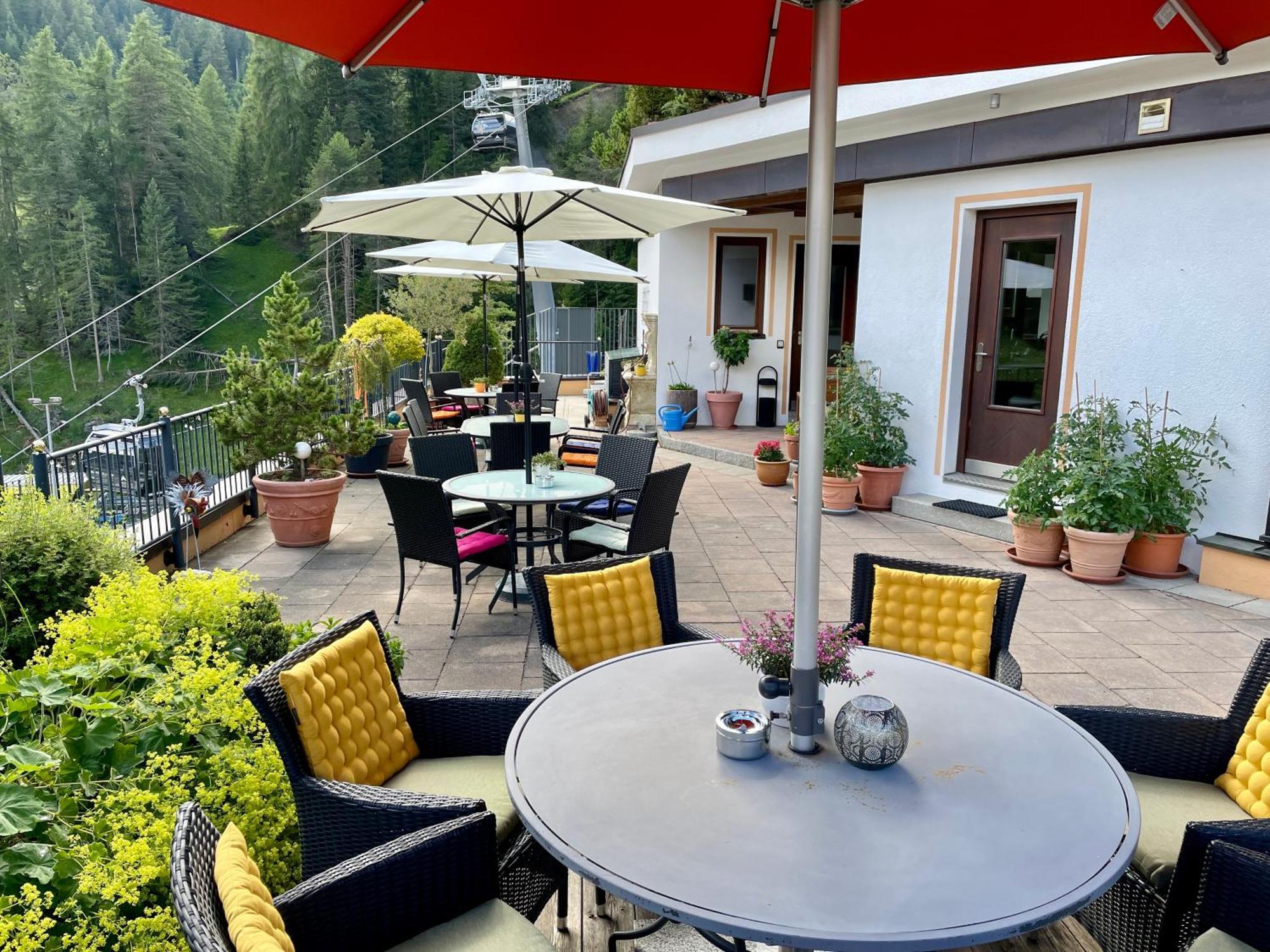 Hotel Garni Zerzer Serfaus Dış mekan fotoğraf