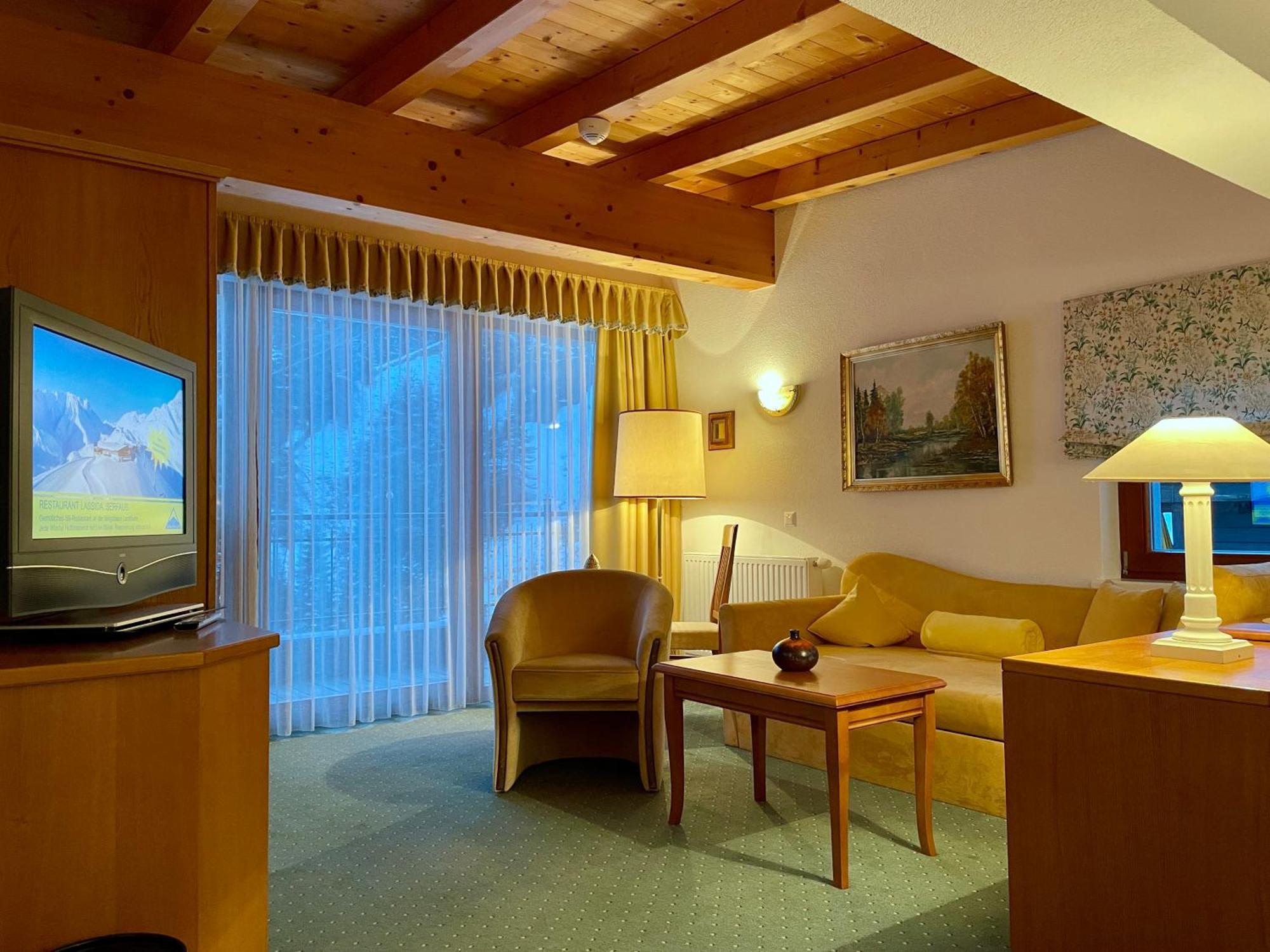 Hotel Garni Zerzer Serfaus Dış mekan fotoğraf